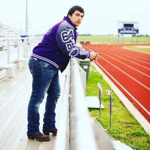 Meet your Posher, Joshua